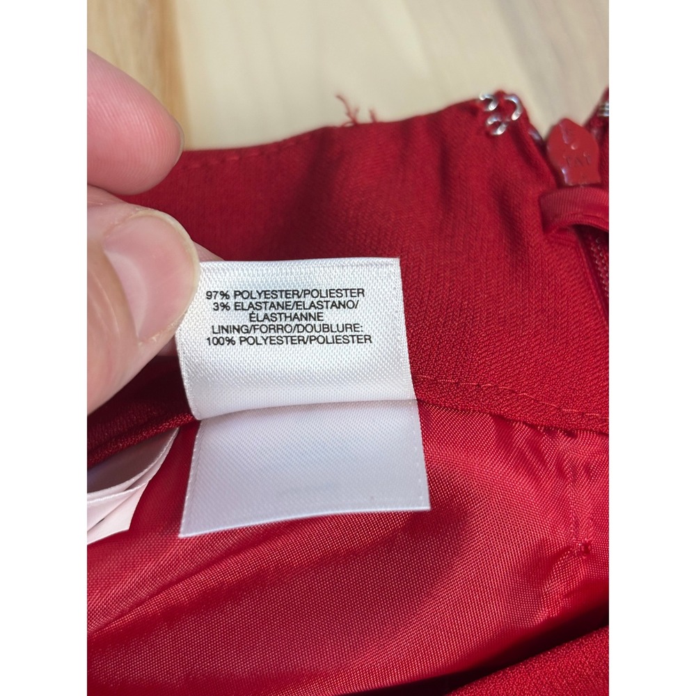 Kasper Red Pencil Skirt Size 8 Knee Length Pleated Hem Professional Career - Picture 7 of 7